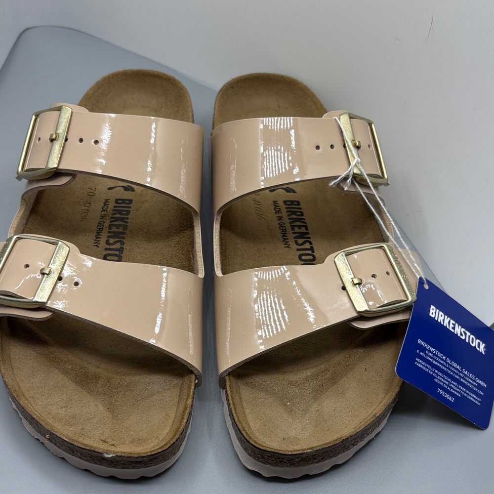 NWT BIRKENSTOCK Arizona Patent Sand Sandals - Picture 2 of 8